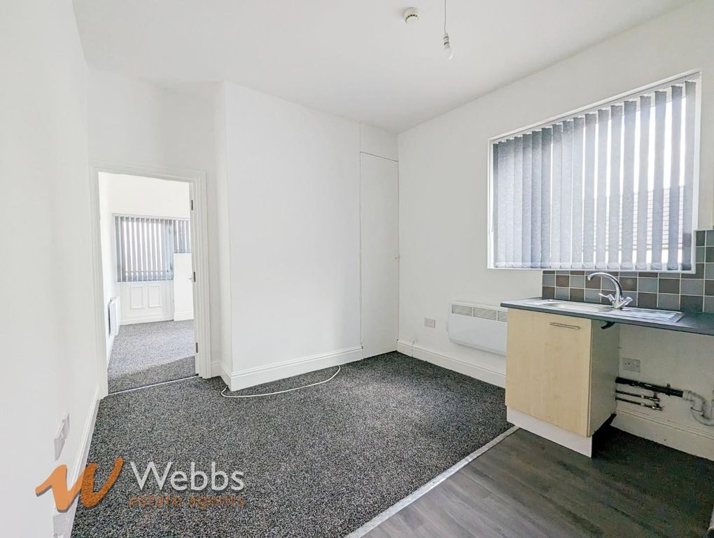 Property photo 3 of 5 Lounge 1.Jpg