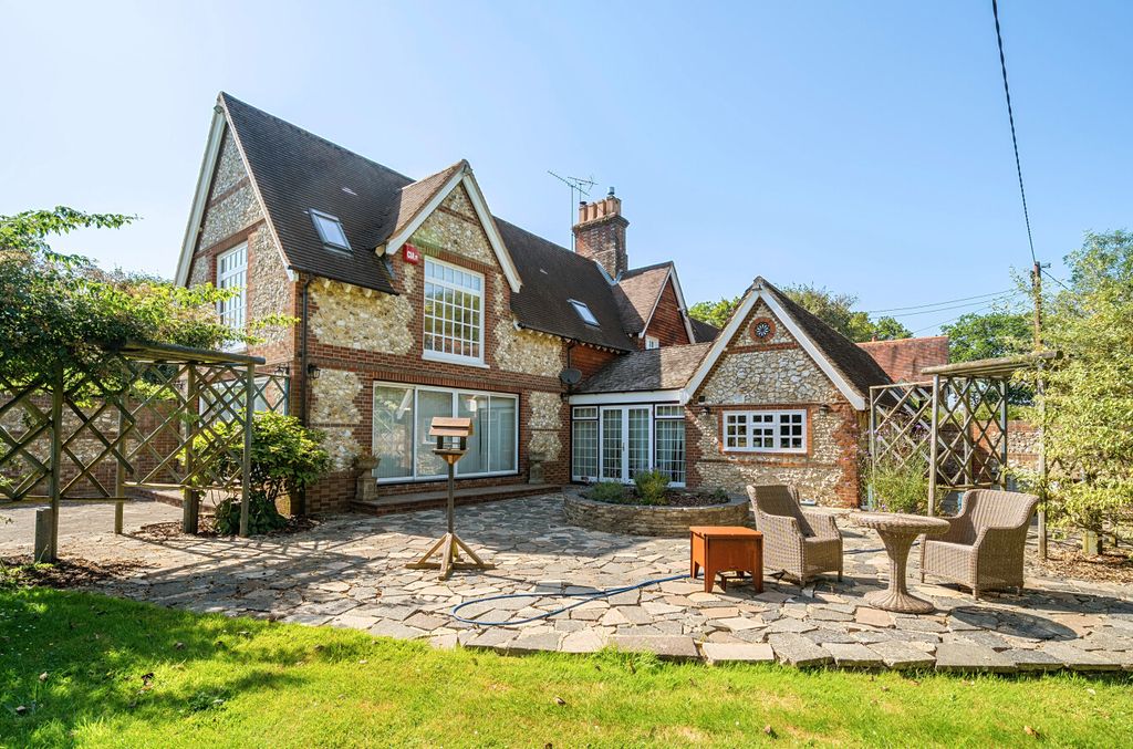 Property photo 2 of 16 1483357-14-6A3E19...