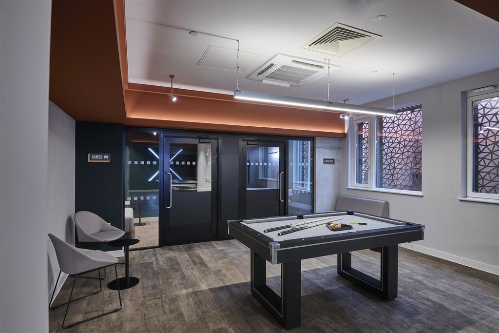 Property photo 1 of 25