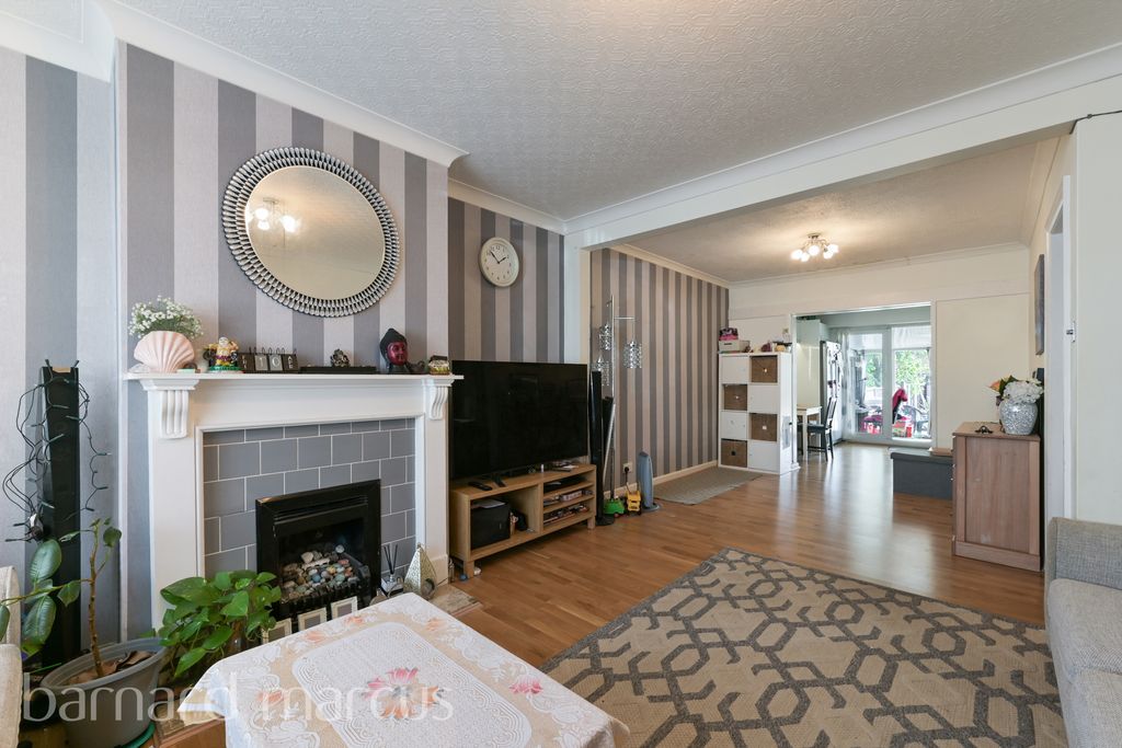 Property photo 3 of 8 Image