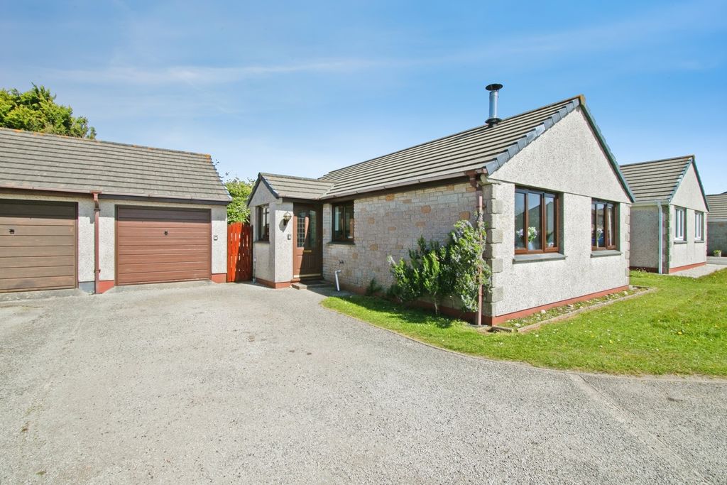 Property photo 1 of 18 Pbox-Img.Jpg