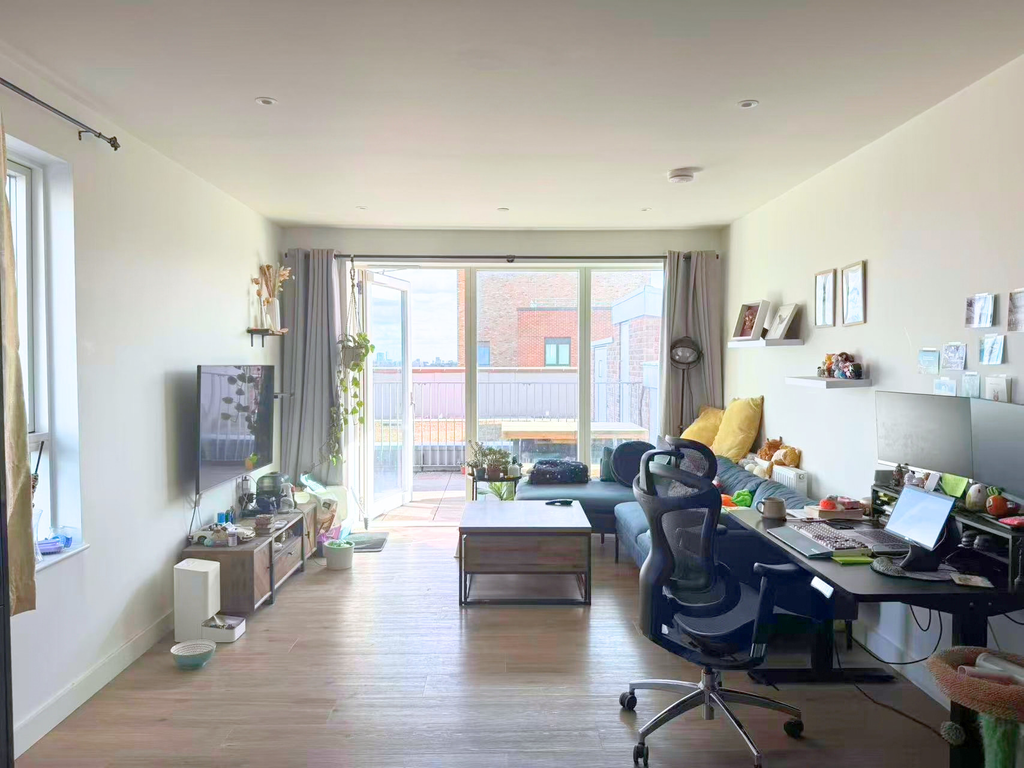Property photo 1 of 18