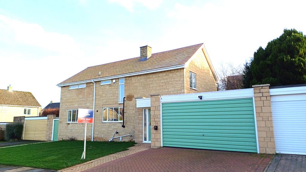 Property photo 1 of 22