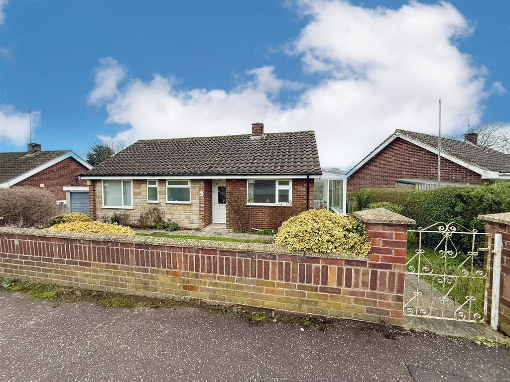 Property photo 1 of 15 Front Aspect