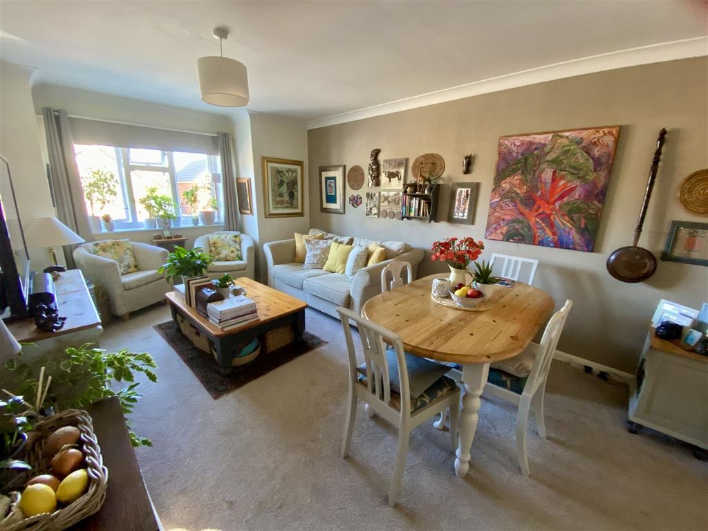 Property photo 3 of 16 Lounge/Dining Room