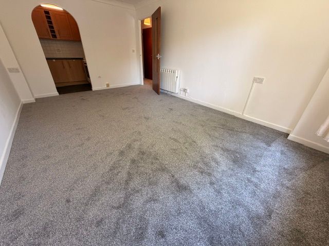 Property photo 2 of 13 Image