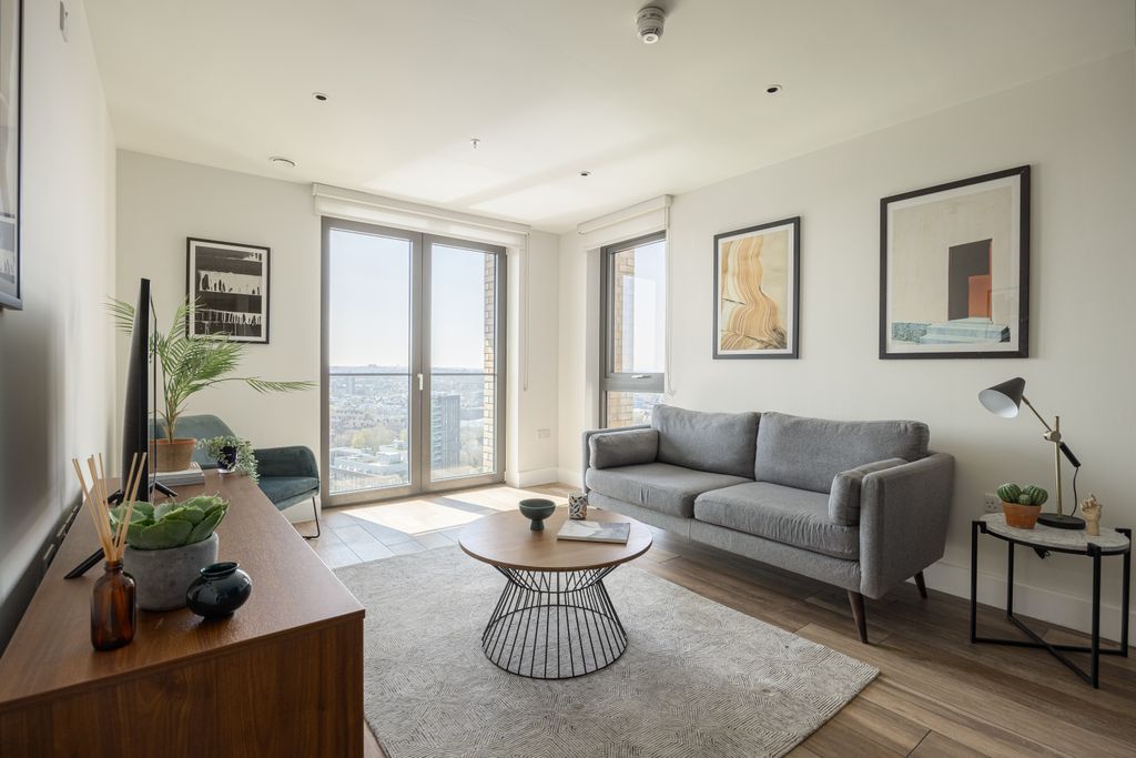 Property photo 2 of 7