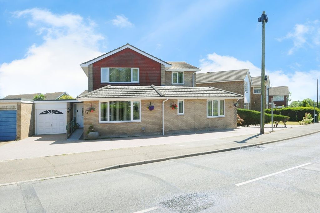 Property photo 1 of 20