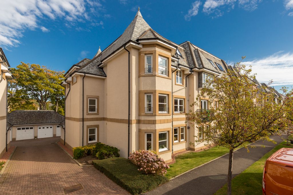 Property photo 1 of 25 Primary Property Image