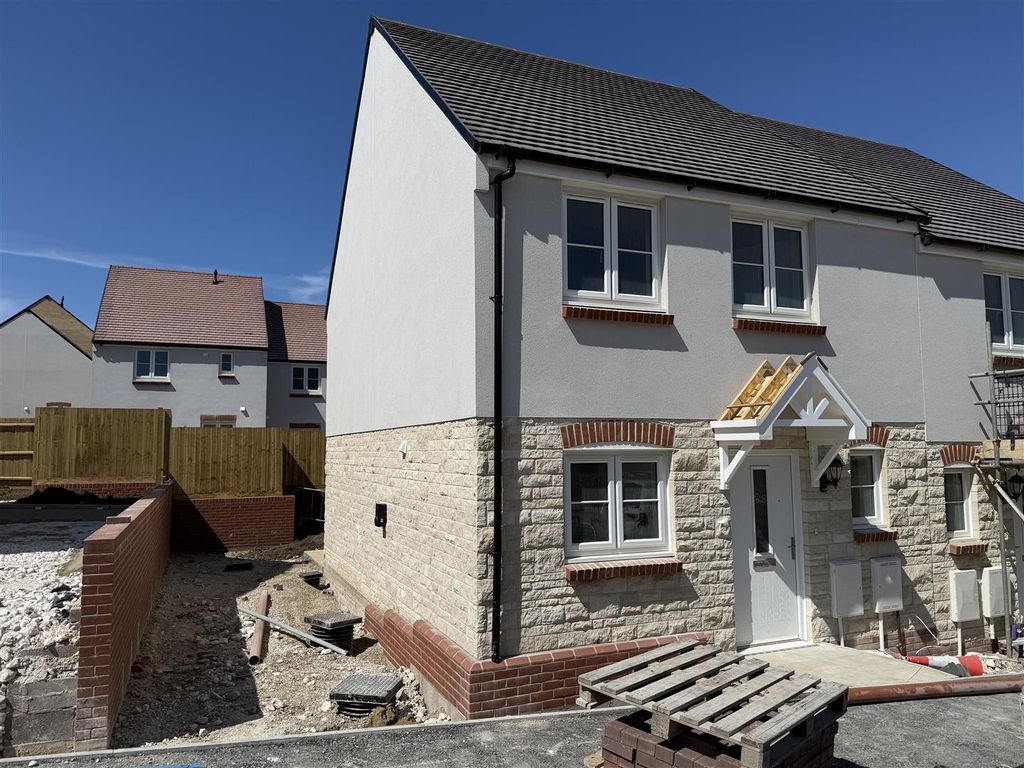 Property photo 1 of 14 Plot 348 Front.Jpeg