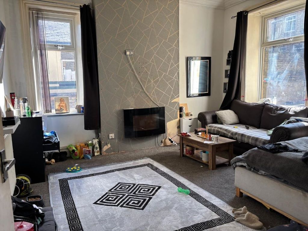 Property photo 3 of 3 Image 3