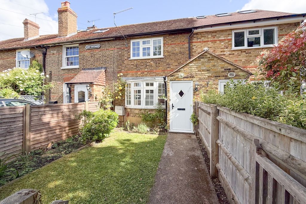 Property photo 1 of 17 5162372