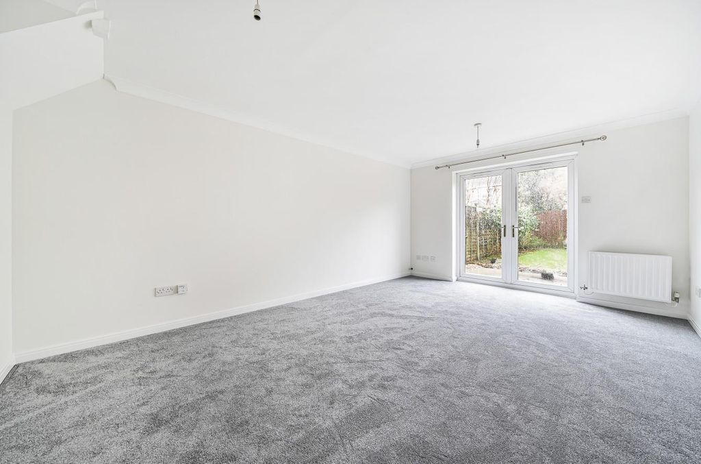 Property photo 2 of 12 1087614 (1).Jpg