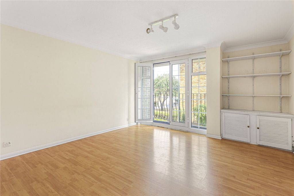 Property photo 2 of 11 Reception Room