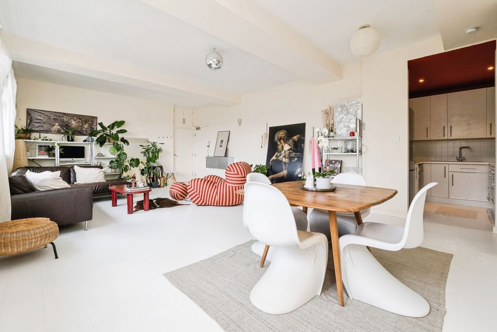 Property photo 1 of 14 Pbox-Img.Jpg
