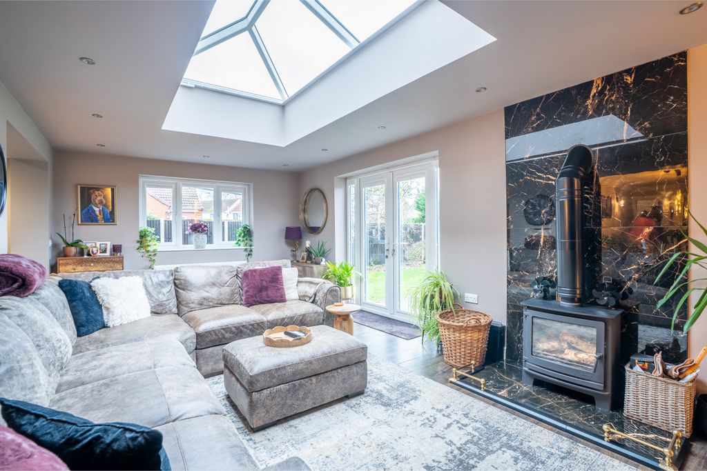 Property photo 1 of 49 Delquinta15