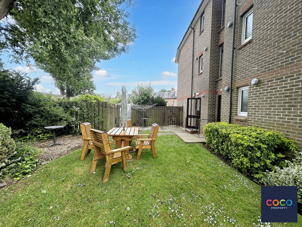 Property photo 3 of 11 5074052