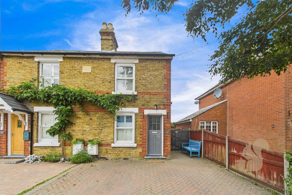 Property photo 1 of 28 Cam03877G0-Pr0245-Still020.Jpg