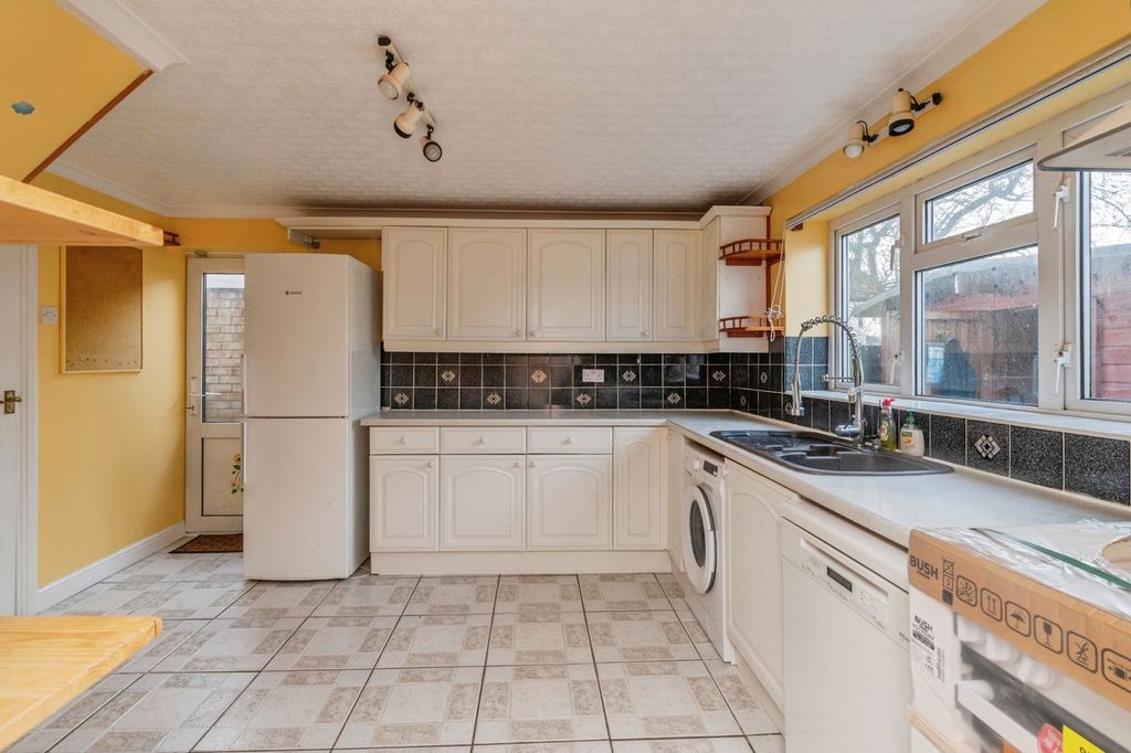 Property photo 2 of 26 Pbox-Img.Jpg