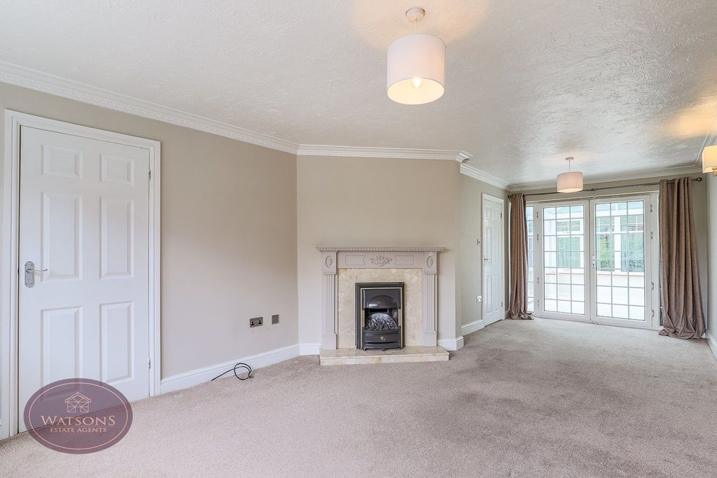 Property photo 2 of 30