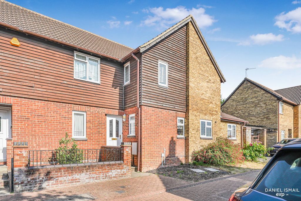Property photo 1 of 37