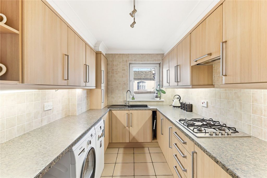 Property photo 3 of 20 Picture No. 13