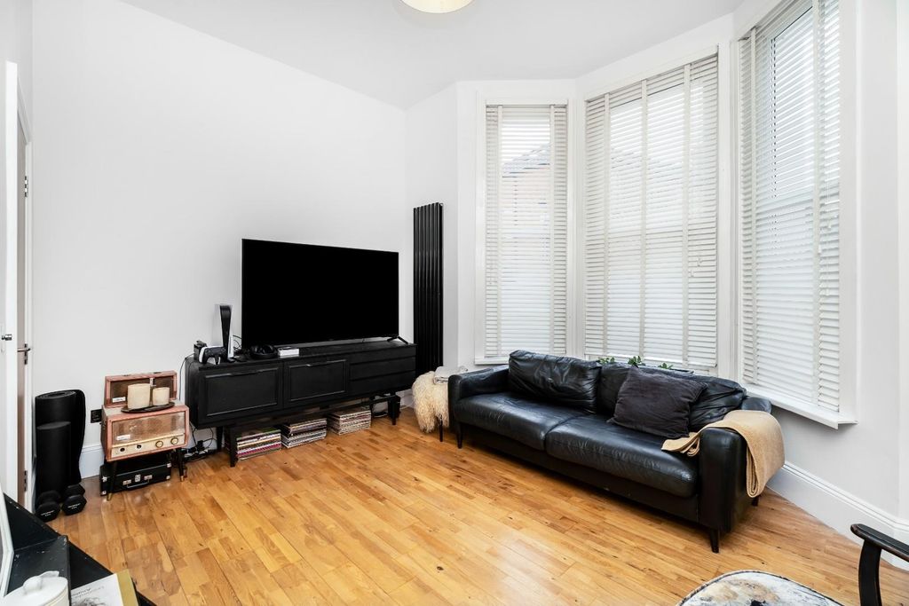 Property photo 1 of 11 Img3.Jpg