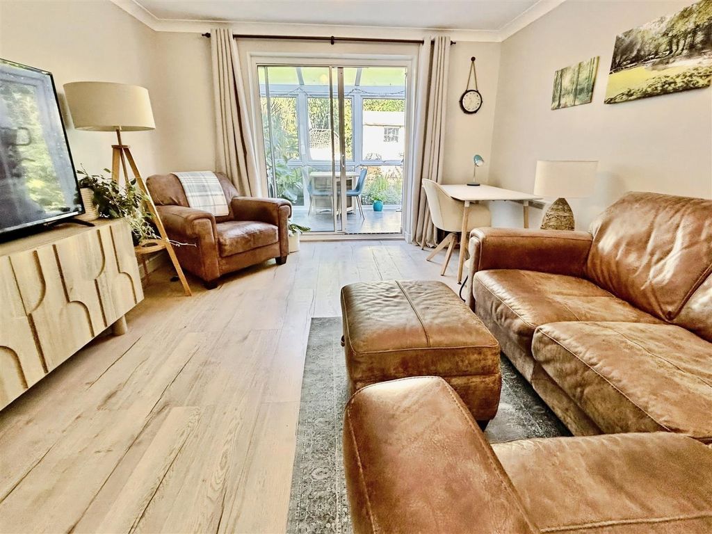 Property photo 2 of 15 Lounge/Dining Room