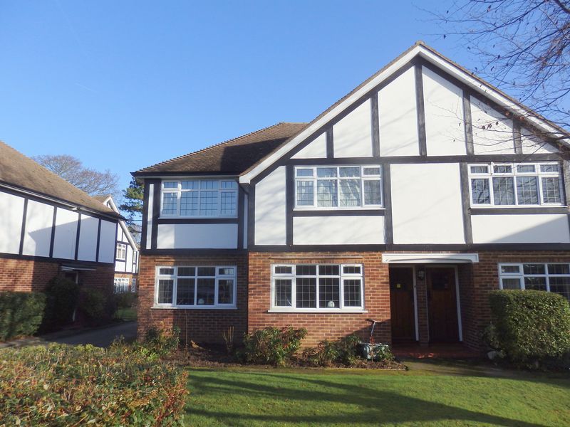 2 bed flat for sale Epsom