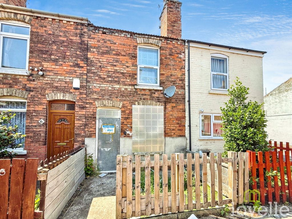 Property photo 1 of 9