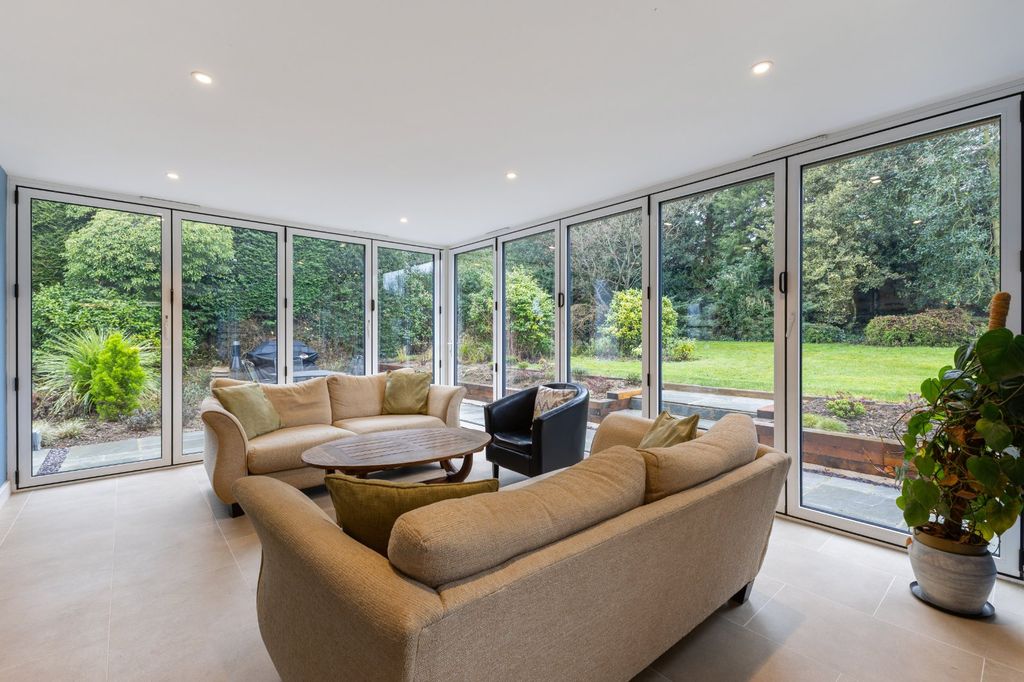 Property photo 2 of 13 Picture No. 05