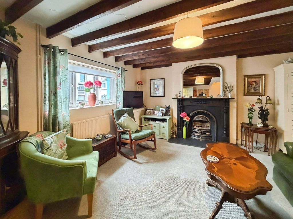 Property photo 2 of 23
