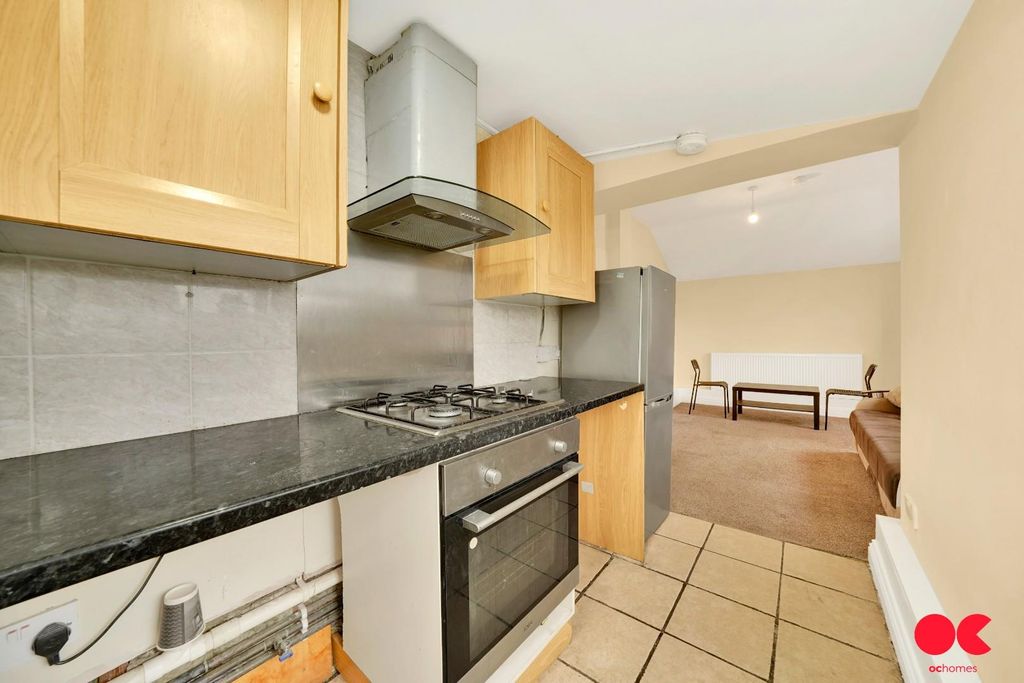 Property photo 2 of 13 Dsc01136.Jpg