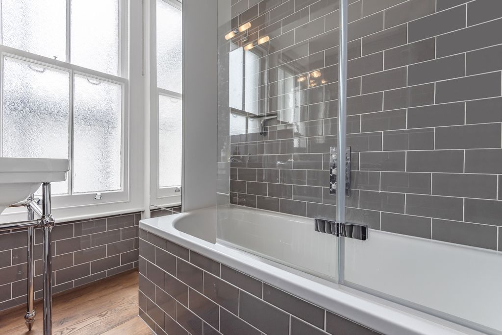 Property photo 3 of 8 622285 (6)