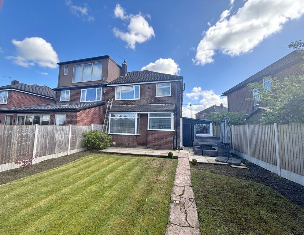 Property photo 2 of 12 Picture No. 15