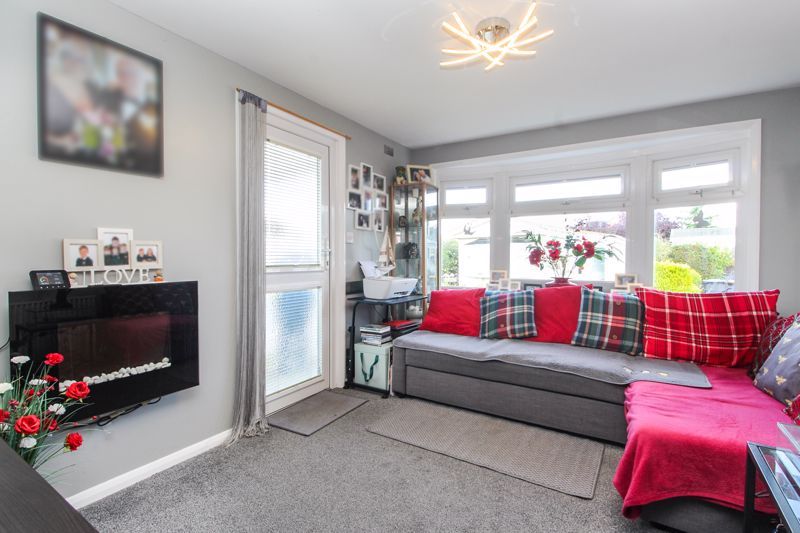 Property photo 3 of 12 Living Room