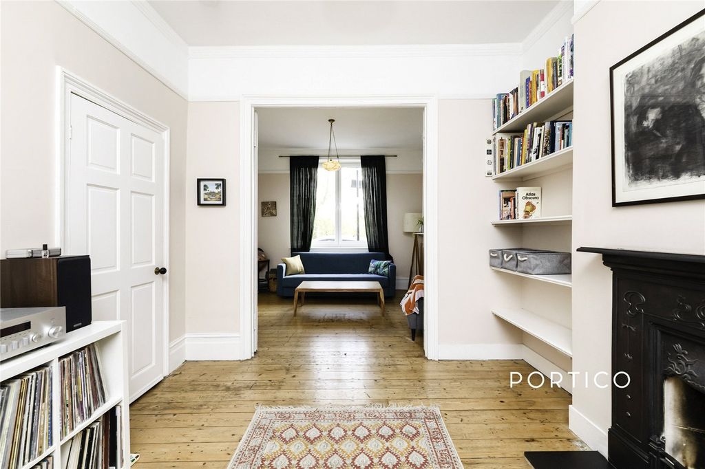 Property photo 3 of 12 Picture No. 07