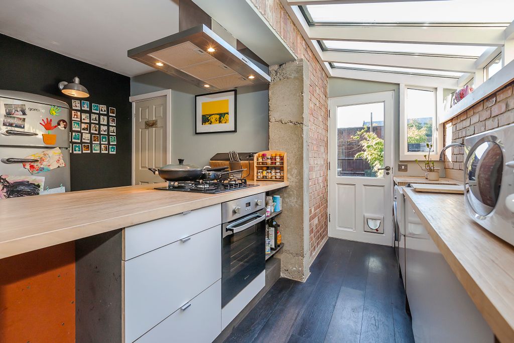 Property photo 3 of 26 3