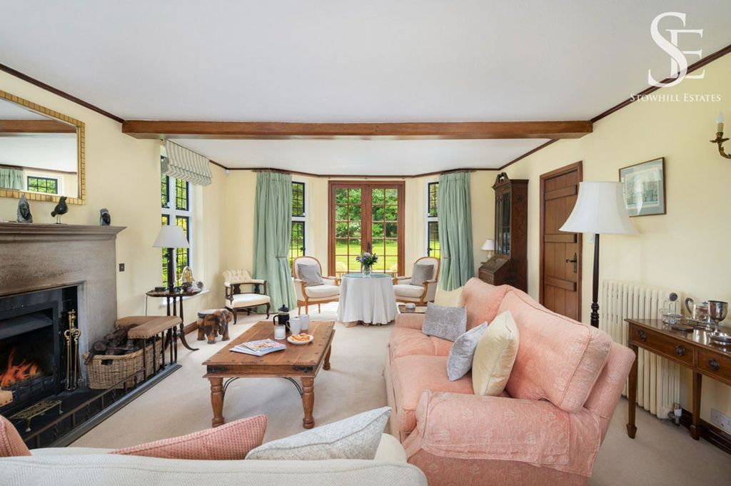 Property photo 3 of 23 Drawing Room