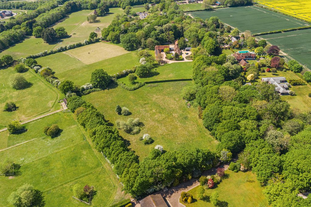 Property photo 1 of 72 Ariel For Boundary