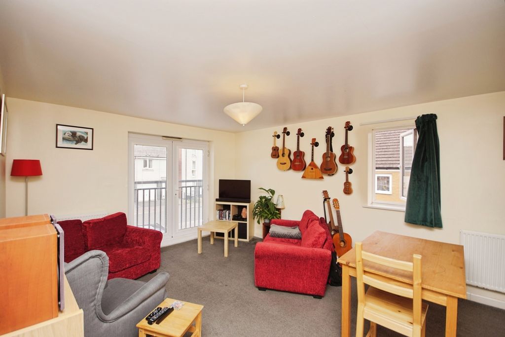 Property photo 3 of 16 Photo