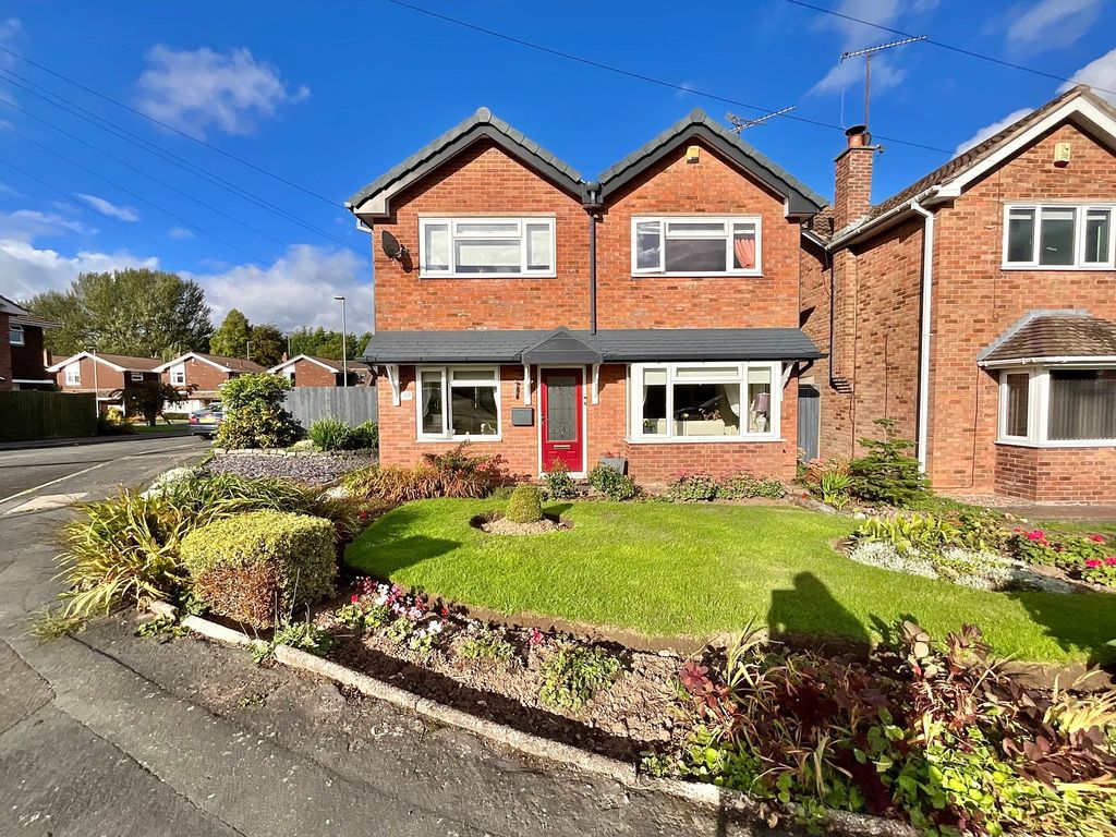 Property photo 1 of 37