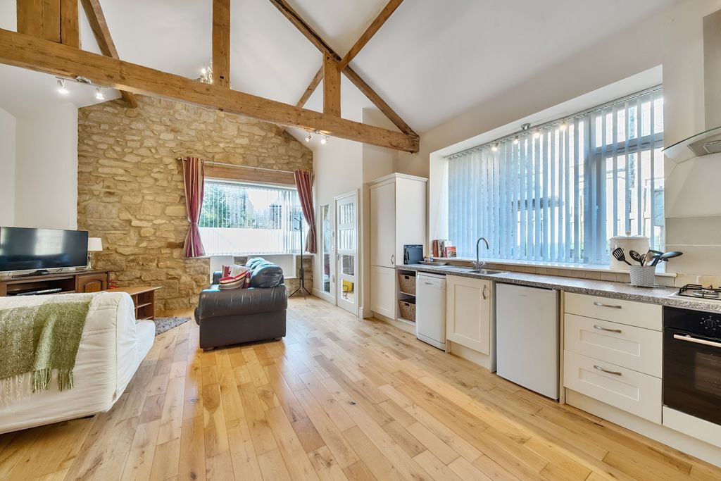 Property photo 3 of 21 Annexe Kitchen Living Room
