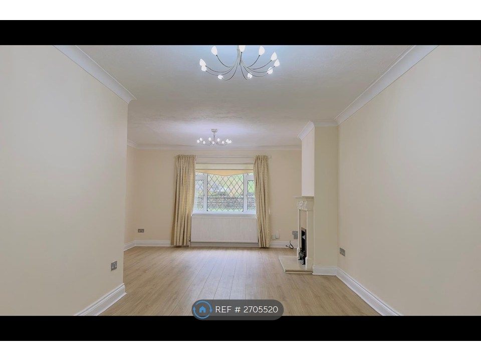 Property photo 3 of 15 Living Room