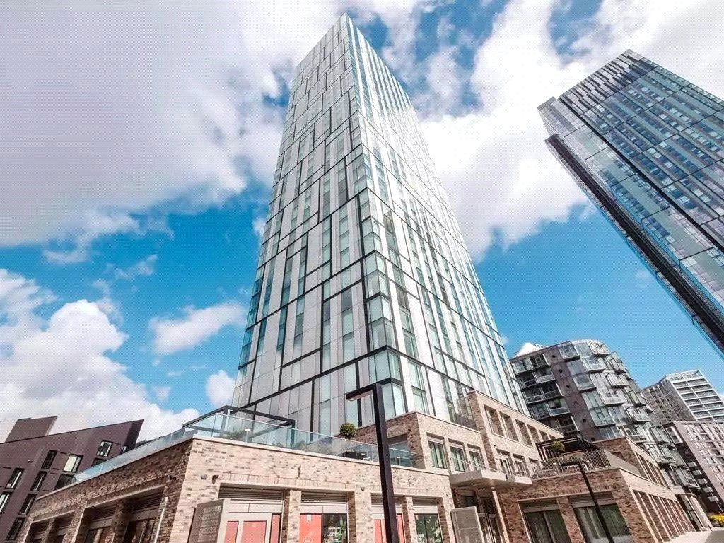 Property photo 1 of 34 Building