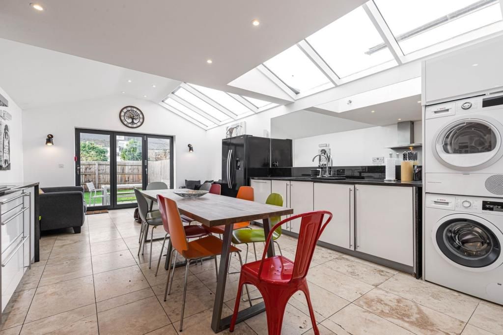 Property photo 2 of 13 Kitchen