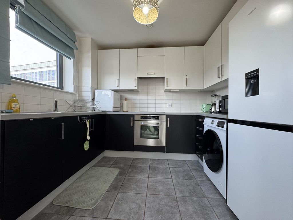 Property photo 3 of 16 3