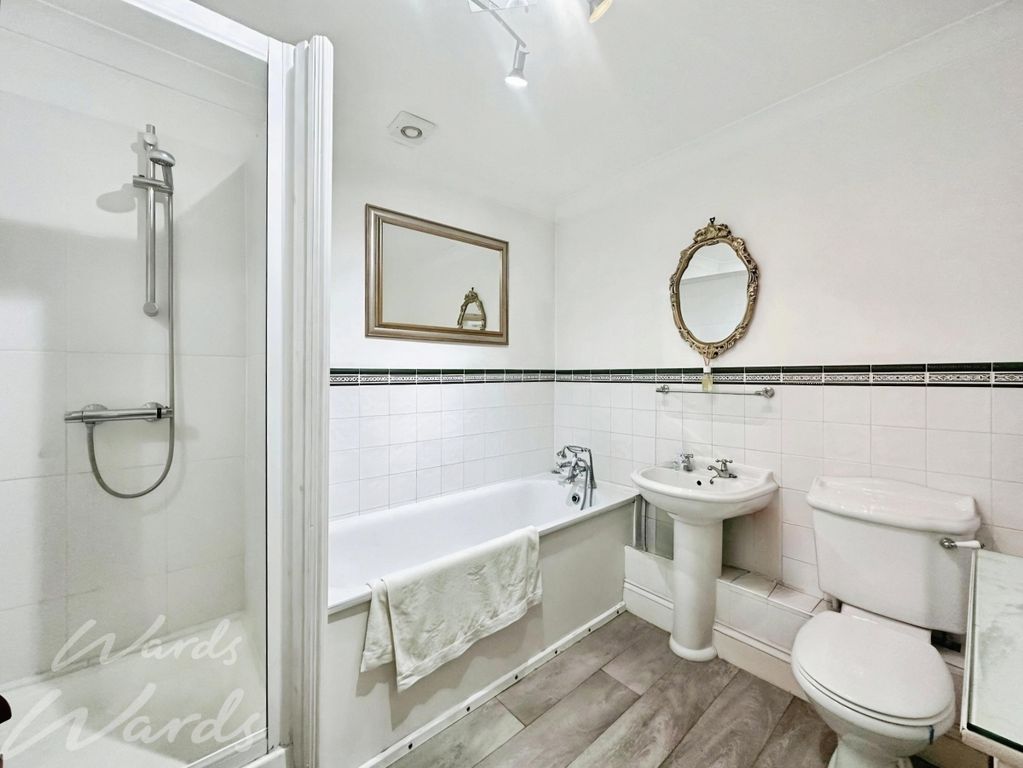 Property photo 3 of 7 Harbour 68 Bath Use