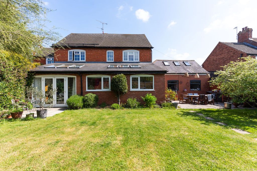 Property photo 1 of 38