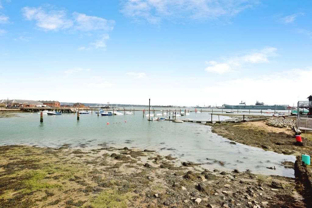 Property photo 3 of 15 Waterfront